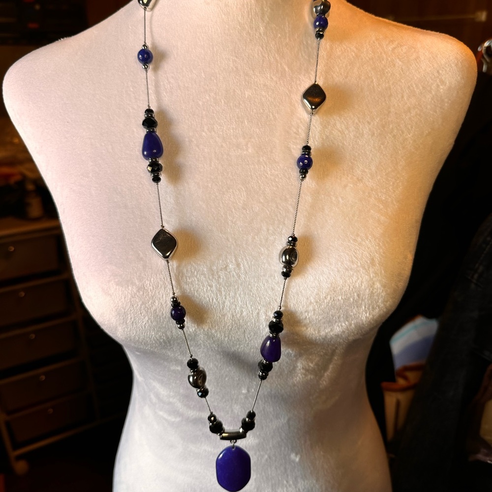 Chino’s Blue and Black Silver Long Adjustable Necklace 20” NWT - Picture 4 of 6